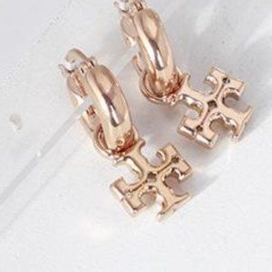 Tory Burch Earrings Rose Gold Logo Drop Hoops New